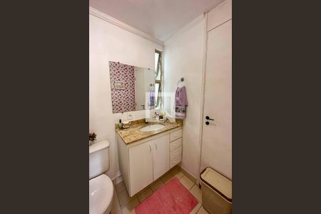 Apartamento à venda com 58m², 3 quartos e 1 vaga Apartamento à venda com 58m², 3 quartos e 1 vagaBanheiro