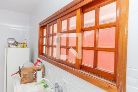 Casa à venda com 122m², 3 quartos e 2 vagas Casa à venda com 122m², 3 quartos e 2 vagasCozinha