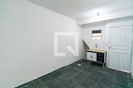 Cozinha de kitnet/studio para alugar com 1 quarto, 28m² em Vila Campestre, São Paulo