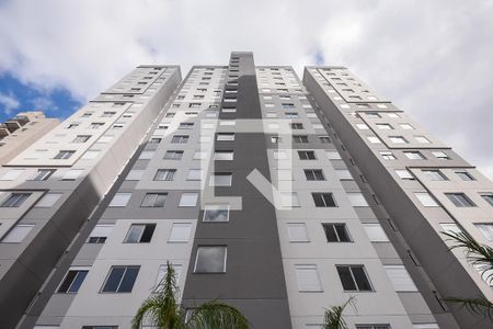Apartamento para alugar com 55m², 2 quartos e 1 vaga Apartamento para alugar com 55m², 2 quartos e 1 vagaFachada