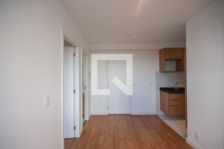 Sala de apartamento para alugar com 2 quartos, 55m² em Paraisópolis, São Paulo