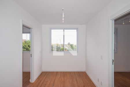 Sala de apartamento para alugar com 2 quartos, 55m² em Paraisópolis, São Paulo