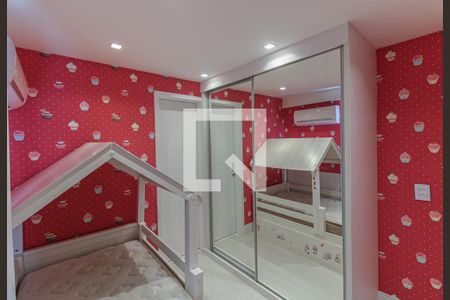 Apartamento à venda com 182m², 3 quartos e 2 vagasQuarto 2