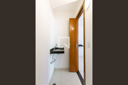 Lavabo de casa para alugar com 2 quartos, 66m² em Cidade Líder, São Paulo