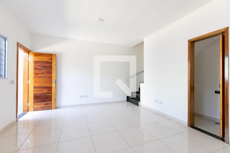 Sala de casa para alugar com 2 quartos, 66m² em Cidade Líder, São Paulo