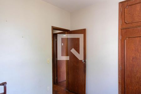 Apartamento à venda com 94m², 3 quartos e 2 vagasQuarto 3