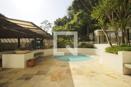 Apartamento para alugar com 143m², 3 quartos e 2 vagasÁrea comum - Piscina