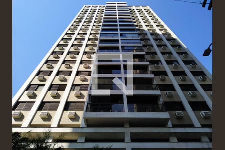 Apartamento para alugar com 143m², 3 quartos e 2 vagasFachada do Prédio