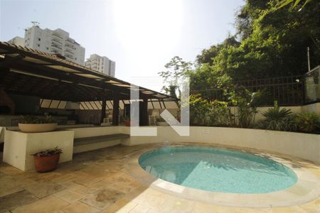 Apartamento para alugar com 143m², 3 quartos e 2 vagasÁrea comum - Piscina