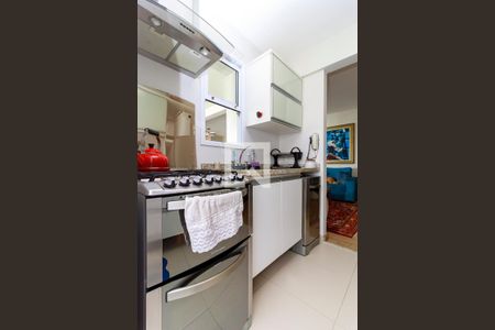 Apartamento à venda com 106m², 2 quartos e 2 vagasCozinha