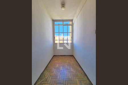 janela - vista sala de apartamento à venda com 1 quarto, 45m² em Centro, Belo Horizonte