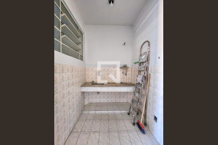 Cozinha de apartamento à venda com 1 quarto, 45m² em Centro, Belo Horizonte