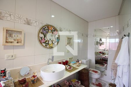 Casa à venda com 204m², 3 quartos e 2 vagasBanheiro do Quarto 1 - Suíte