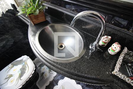 Casa à venda com 204m², 3 quartos e 2 vagasLavabo