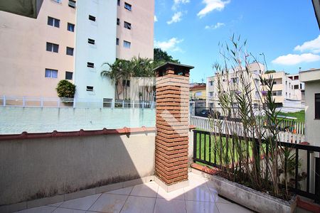 Casa à venda com 204m², 3 quartos e 2 vagasSacada do Quarto 2 - Suíte