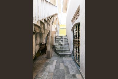Entrada  de casa para alugar com 1 quarto, 30m² em Vila Carmosina, São Paulo