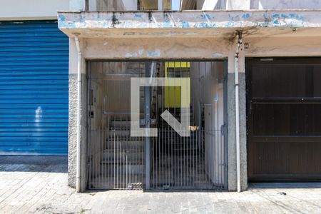 Casa para alugar com 30m², 1 quarto e sem vaga Casa para alugar com 30m², 1 quarto e sem vagaFachada