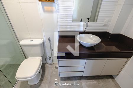 Banheiro da Suíte de casa à venda com 4 quartos, 90m² em Itapoã, Belo Horizonte