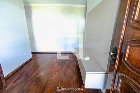 Sala de casa à venda com 4 quartos, 90m² em Itapoã, Belo Horizonte