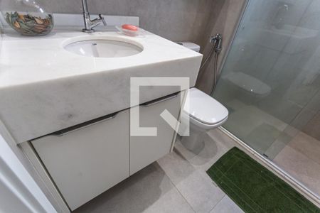 Apartamento para alugar com 62m², 2 quartos e 2 vagasArmário do Banheiro Social