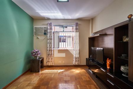 Sala de apartamento para alugar com 3 quartos, 77m² em Vila Isabel, Rio de Janeiro