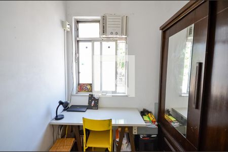 Quarto 1 de apartamento para alugar com 2 quartos, 56m² em Maracanã, Rio de Janeiro