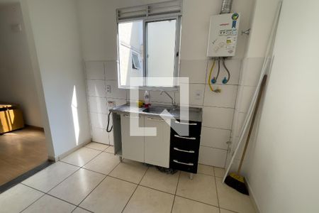 Cozinha de apartamento para alugar com 2 quartos, 50m² em Jardim Primavera, Duque de Caxias