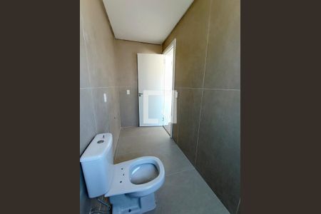Casa de condomínio à venda com 203m², 3 quartos e 2 vagasBanheiro da Suíte 2