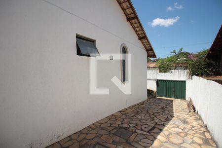 Casa à venda com 200m², 3 quartos e 3 vagasGaragem