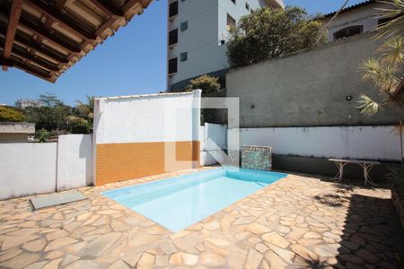Casa à venda com 200m², 3 quartos e 3 vagasArea Gourmet