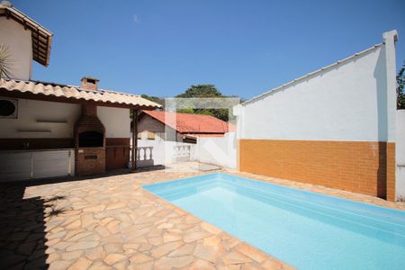 Casa à venda com 200m², 3 quartos e 3 vagasArea Gourmet
