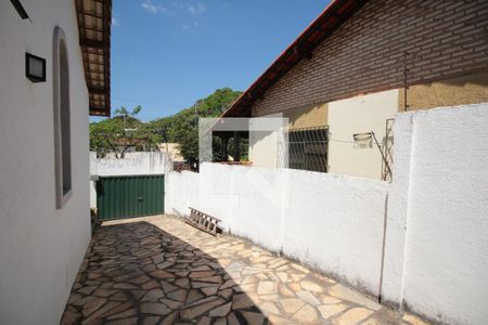 Casa à venda com 200m², 3 quartos e 3 vagasGaragem