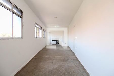 Sala/Quarto de kitnet/studio para alugar com 1 quarto, 35m² em Quarta Parada, São Paulo