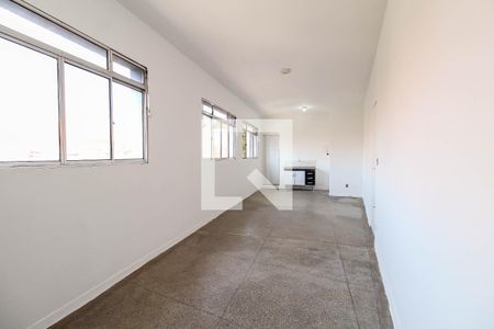 Sala/Quarto de kitnet/studio para alugar com 1 quarto, 35m² em Quarta Parada, São Paulo