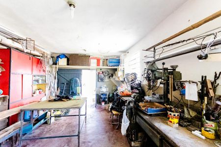 Casa para alugar com 200m², 3 quartos e 6 vagas Casa para alugar com 200m², 3 quartos e 6 vagasDepósito