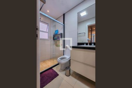 Apartamento à venda com 107m², 3 quartos e 4 vagasBanheiro da Suíte