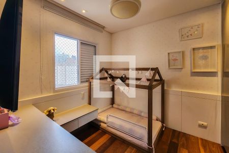 Apartamento à venda com 107m², 3 quartos e 4 vagasQuarto 2