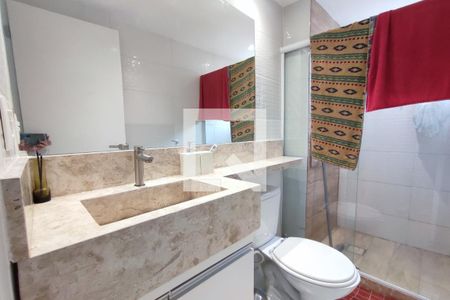 Banheiro Social de apartamento à venda com 2 quartos, 42m² em Pechincha, Rio de Janeiro