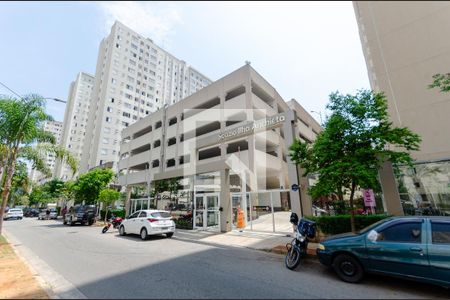 Apartamento para alugar com 44m², 2 quartos e 1 vaga Apartamento para alugar com 44m², 2 quartos e 1 vagaFachada