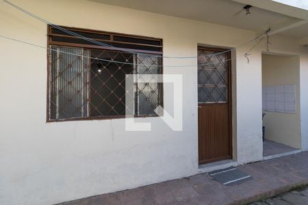 Fachada de casa para alugar com 0 quarto, 30m² em Sarandi, Porto Alegre