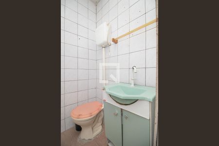 Banheiro de casa para alugar com 0 quarto, 30m² em Sarandi, Porto Alegre