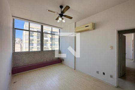 Quarto 01 de apartamento para alugar com 4 quartos, 120m² em Copacabana, Rio de Janeiro