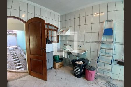 Casa à venda com 320m², 3 quartos e 10 vagasÁrea de Serviço