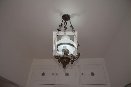 Casa à venda com 300m², 3 quartos e 6 vagas Casa à venda com 300m², 3 quartos e 6 vagasSuíte