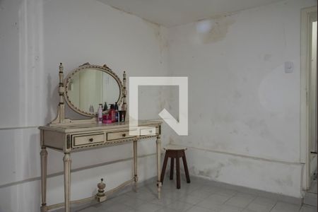 Casa à venda com 300m², 3 quartos e 6 vagas Casa à venda com 300m², 3 quartos e 6 vagasQuarto de Serviço