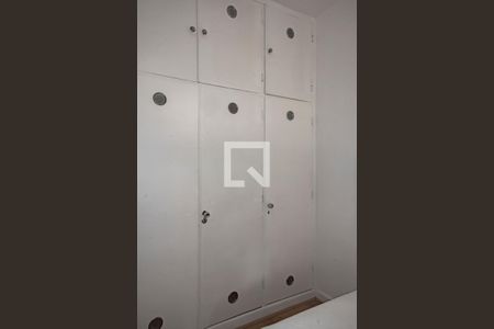 Casa à venda com 300m², 3 quartos e 6 vagas Casa à venda com 300m², 3 quartos e 6 vagasQuarto 1