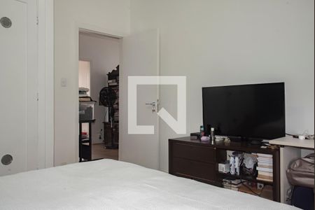 Casa à venda com 300m², 3 quartos e 6 vagas Casa à venda com 300m², 3 quartos e 6 vagasQuarto 2