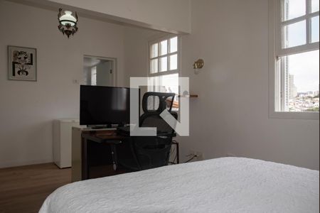 Casa à venda com 300m², 3 quartos e 6 vagas Casa à venda com 300m², 3 quartos e 6 vagasSuíte