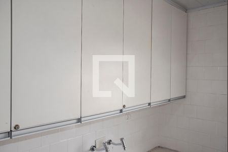 Casa à venda com 300m², 3 quartos e 6 vagas Casa à venda com 300m², 3 quartos e 6 vagasCozinha