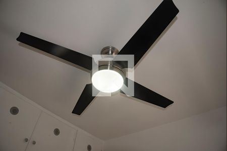 Casa à venda com 300m², 3 quartos e 6 vagas Casa à venda com 300m², 3 quartos e 6 vagasQuarto 1